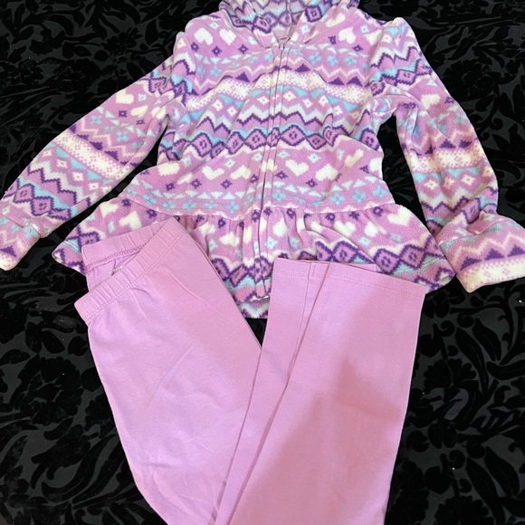 ADORABLE PURPLE AZTEC FLEECE HOODIE & LEGGINGS ๐๐๐ - Picture 7 of 8